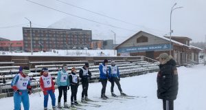 На лыжном стадионе "Тирвас" тренируются лыжники из Республики Коми, Санкт-Петербурга и сборная Мурманской области по биатлону